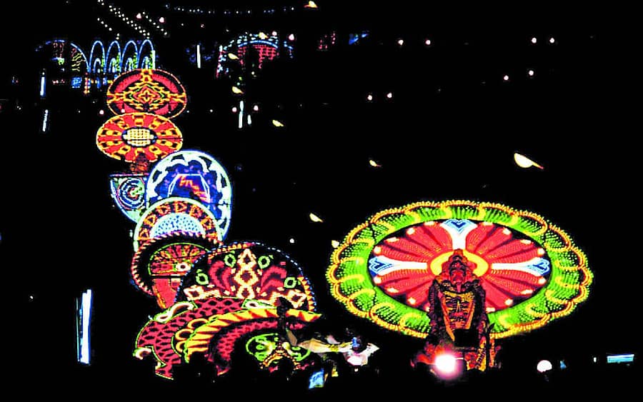 <div class="paragraphs"><p>ವಿರಾಜಪೇಟೆಯ ಗೌರಿಗಣೇಶೋತ್ಸವದ ಶೋಭಾಯಾತ್ರೆ ಅದ್ಧೂರಿಯಾಗಿ ನಡೆಯುತ್ತದೆ. (ಸಂಗ್ರಹ ಚಿತ್ರ)</p></div>